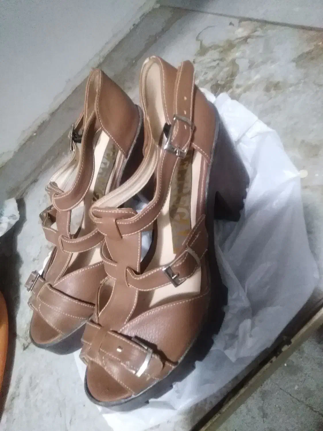 کفش|کیف، کفش، کمربند|مشهد, شهید بصیر|دیوار