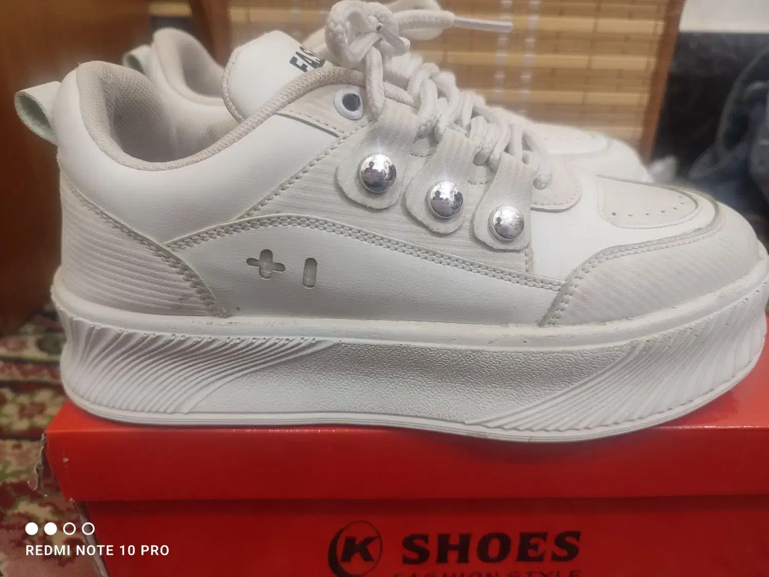 کفش اسپورت|کیف، کفش، کمربند|برازجان, |دیوار