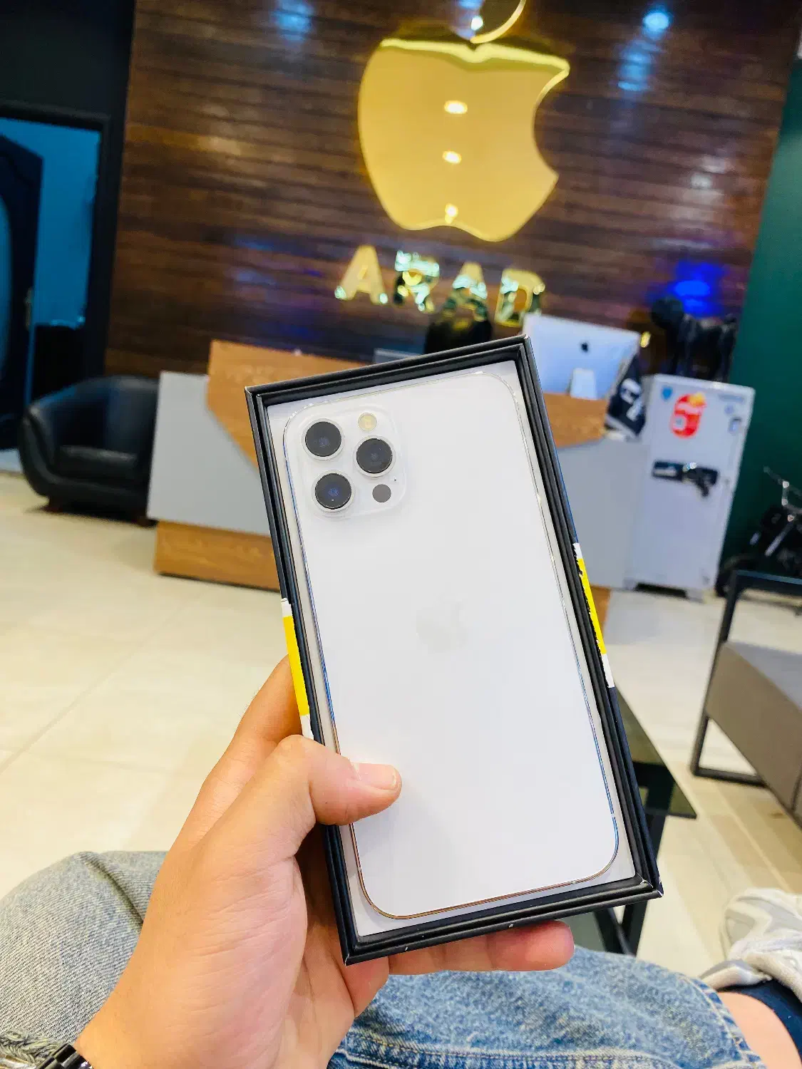 Iphone12 pro max 256 g zaa سفید در حد|موبایل|یزد, |دیوار