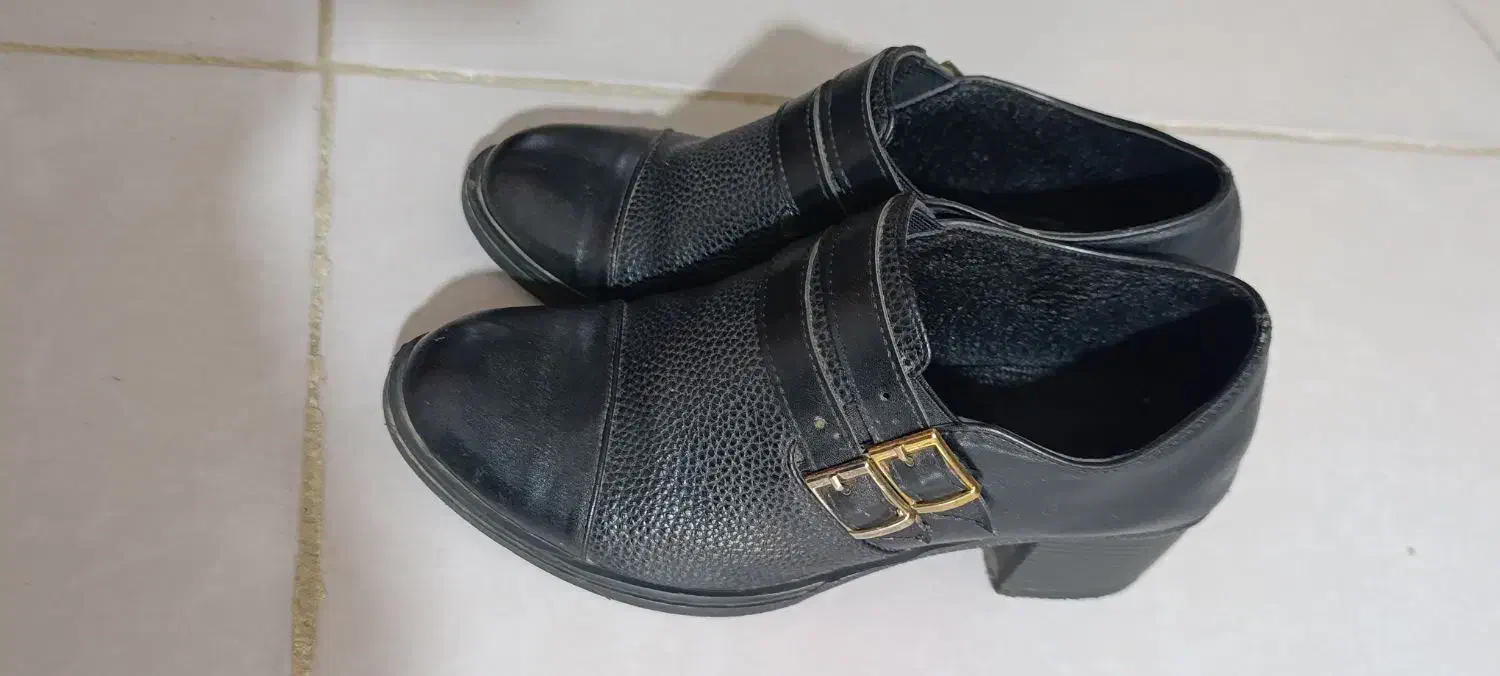 کفش زنانه|کیف، کفش، کمربند|شیروان (خراسان), |دیوار