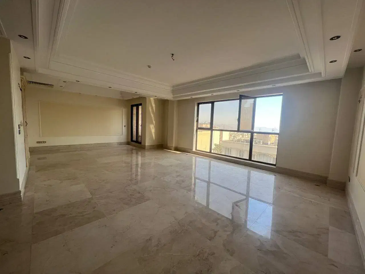 ۲۱۵ متر خوش نقشه ویلایی فاز ۱ چهارباندی|اجارهٔ آپارتمان|کرج, فاز ۱ مهرشهر|دیوار