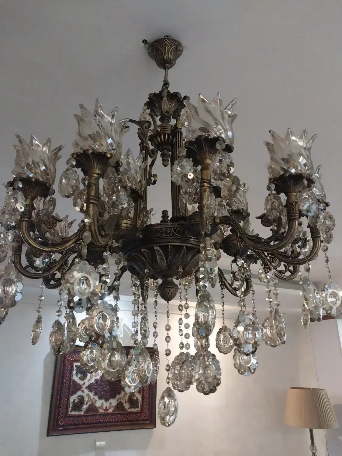 لوستر مجلل و زیبا.کاملا سالم درحدنو.۶شاخه|لوستر و چراغ آویز|بندرعباس, |دیوار