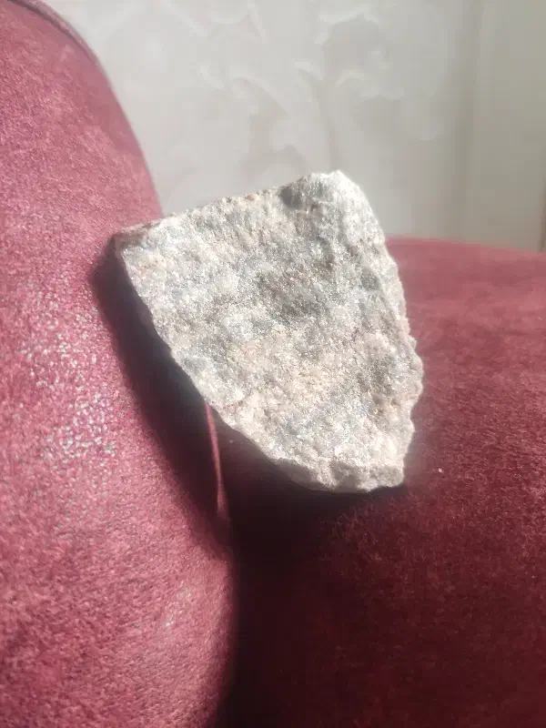 سنگ رسوبی که کمیاب و خوشگل|جواهرات|میبد, |دیوار