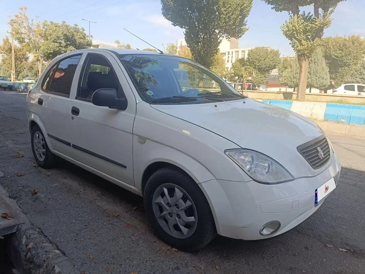 تیبا 2 مدل 1401  کارمندی کم کار|خودرو سواری و وانت|دورود, |دیوار