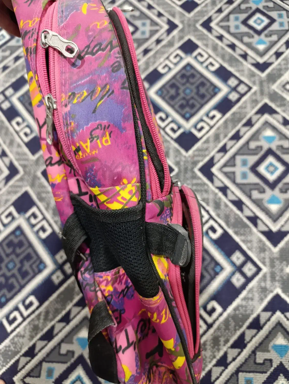 کیف مدرسه ای|کیف، کفش، کمربند|کرمان, |دیوار