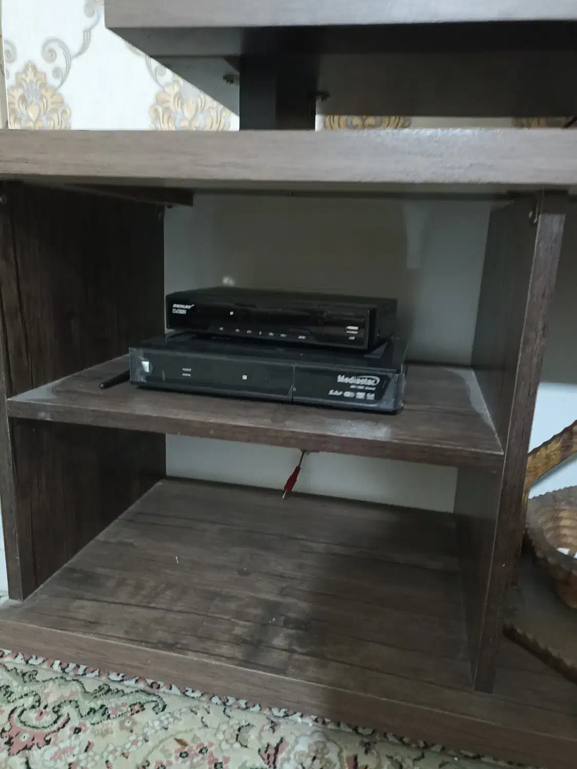 میز تلویزیون سالم و تمیز|میز تلویزیون|پردیس, فاز ۱۱|دیوار