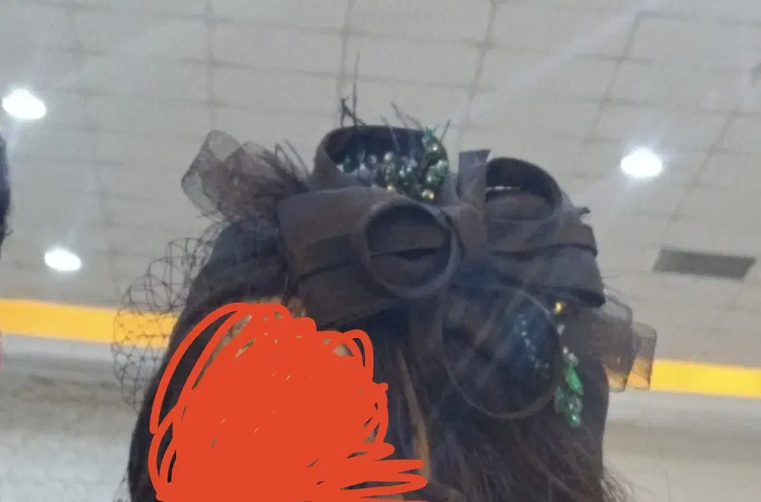 کت و کلاه|لباس|کوهدشت, |دیوار