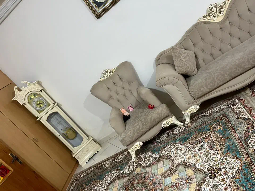 مبل وساعت|مبلمان خانگی و میز عسلی|ارومیه, |دیوار