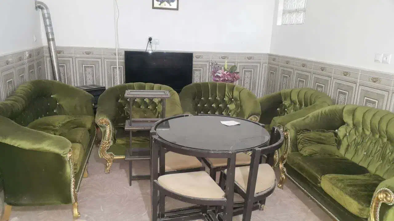 مبل 8 نفره|مبلمان خانگی و میز عسلی|قم, زینبیه|دیوار