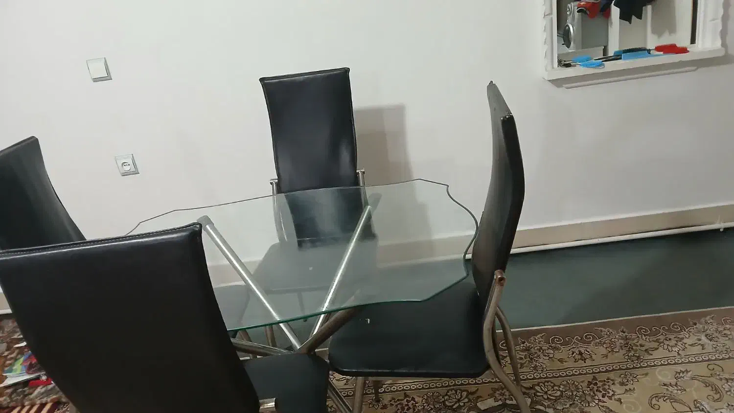 میز غذا خوری|میز و صندلی غذاخوری|باروق, |دیوار