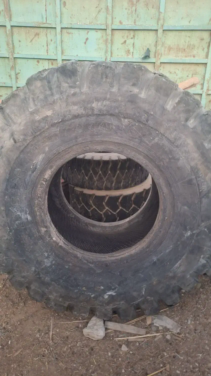 لاستیک لودر|قطعات یدکی و لوازم جانبی|بندر امام خمینی, |دیوار