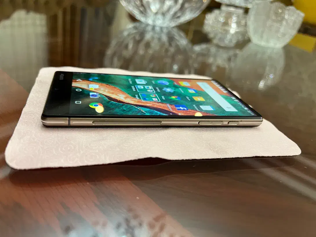 گوشی کلکسیونی شارپ و فوجیستو|موبایل|تهران, فرمانیه|دیوار