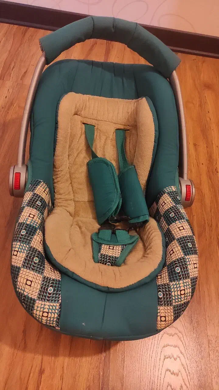 کریر|کالسکه و لوازم جانبی|بهار, |دیوار