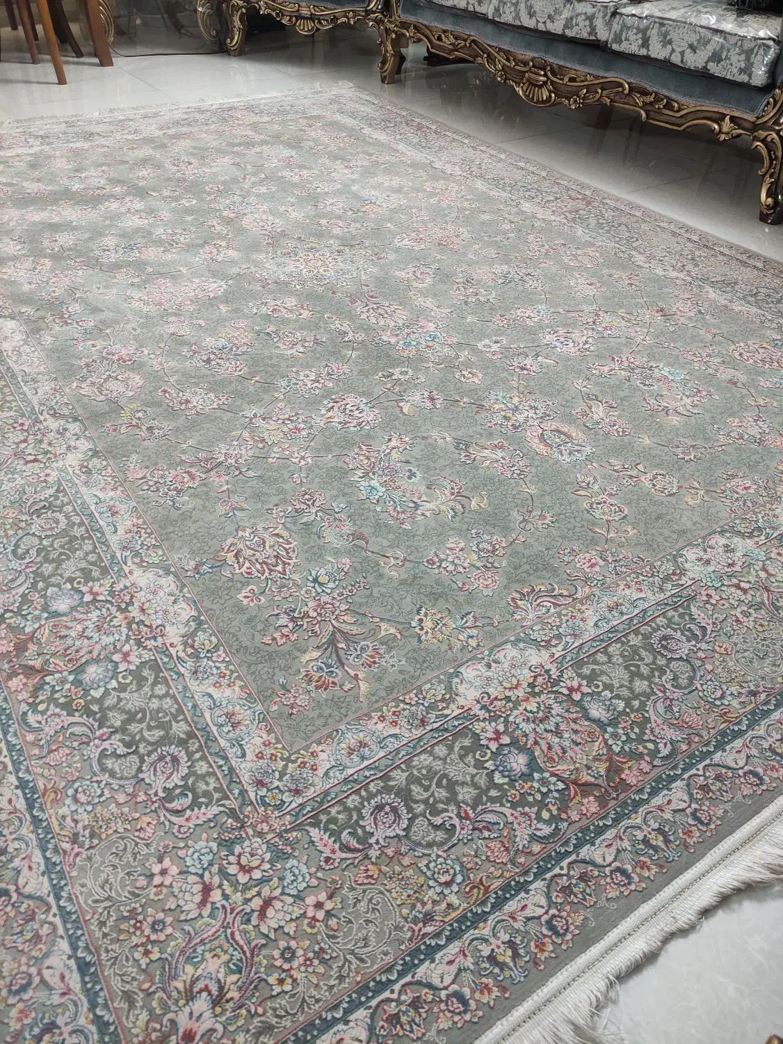 فرش 6 متری|فرش|شاهین‌شهر, عطار|دیوار