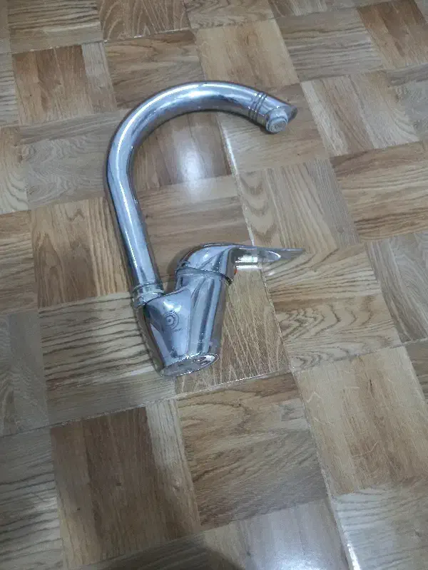 شیر اهرمی در حد نو|لوازم سرویس بهداشتی|خوی, |دیوار