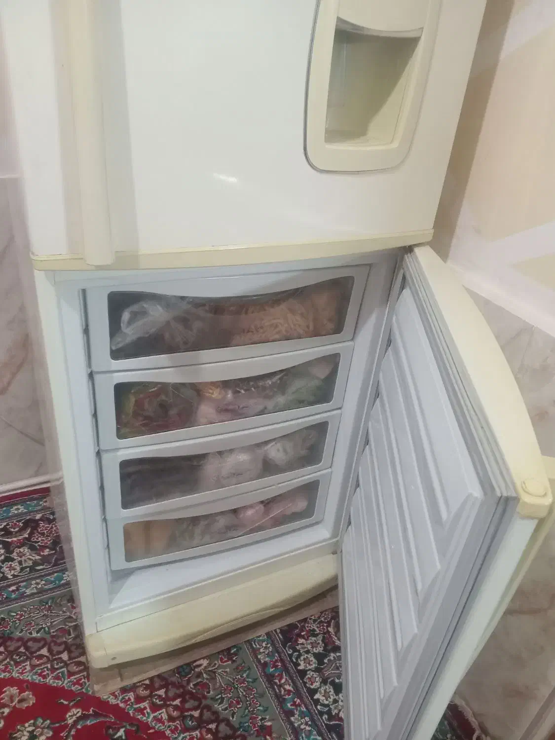 یخچال|یخچال و فریزر|بروجرد, |دیوار