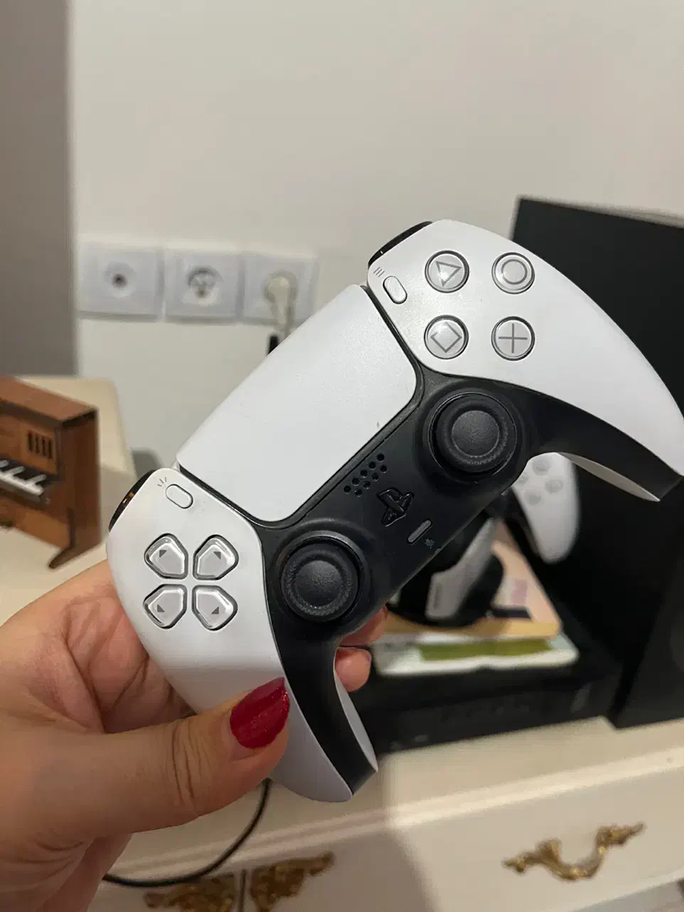 دسته ps 5|کنسول، بازی ویدئویی و آنلاین|پرند, فاز ۶|دیوار