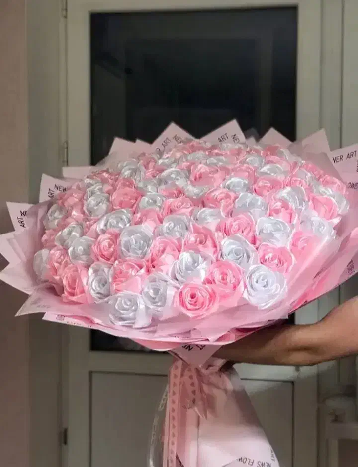 گل ربانی|گل مصنوعی|عجب شیر, |دیوار