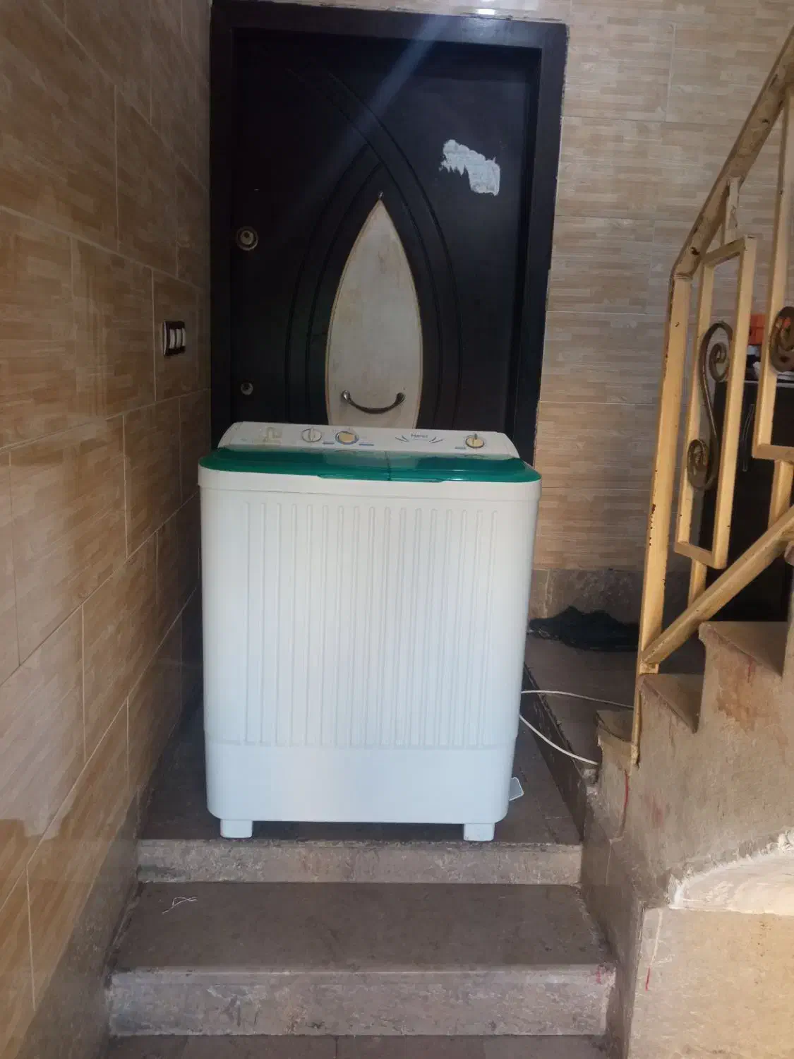 لباسشویی دوقلو مارک حایر8گرم سالم یک ماه ضمانت|ماشین لباسشویی و خشککن لباس|بندرعباس, |دیوار