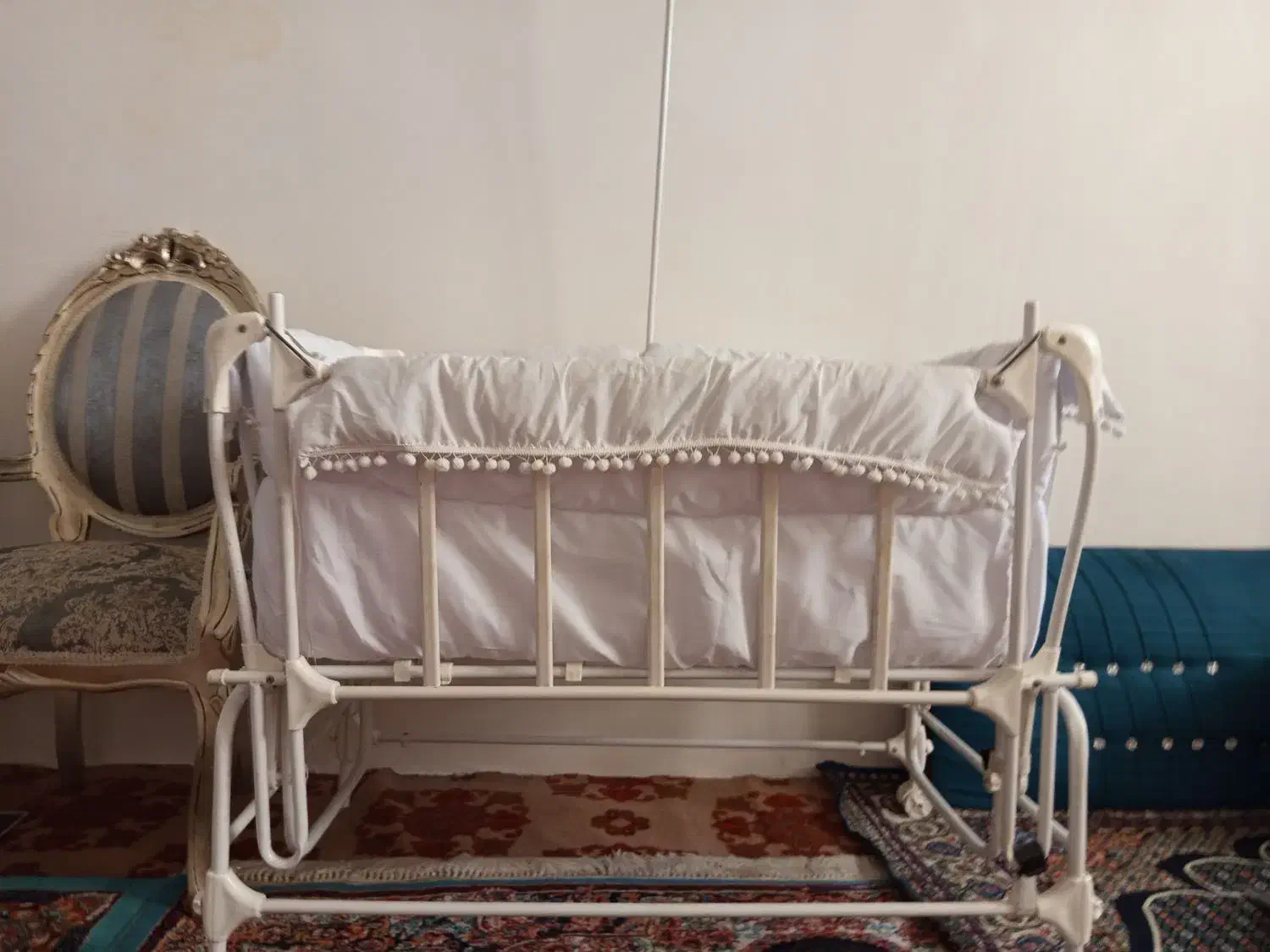 تخت گهواره ای|تخت و سرویس خواب|نگین شهر, |دیوار