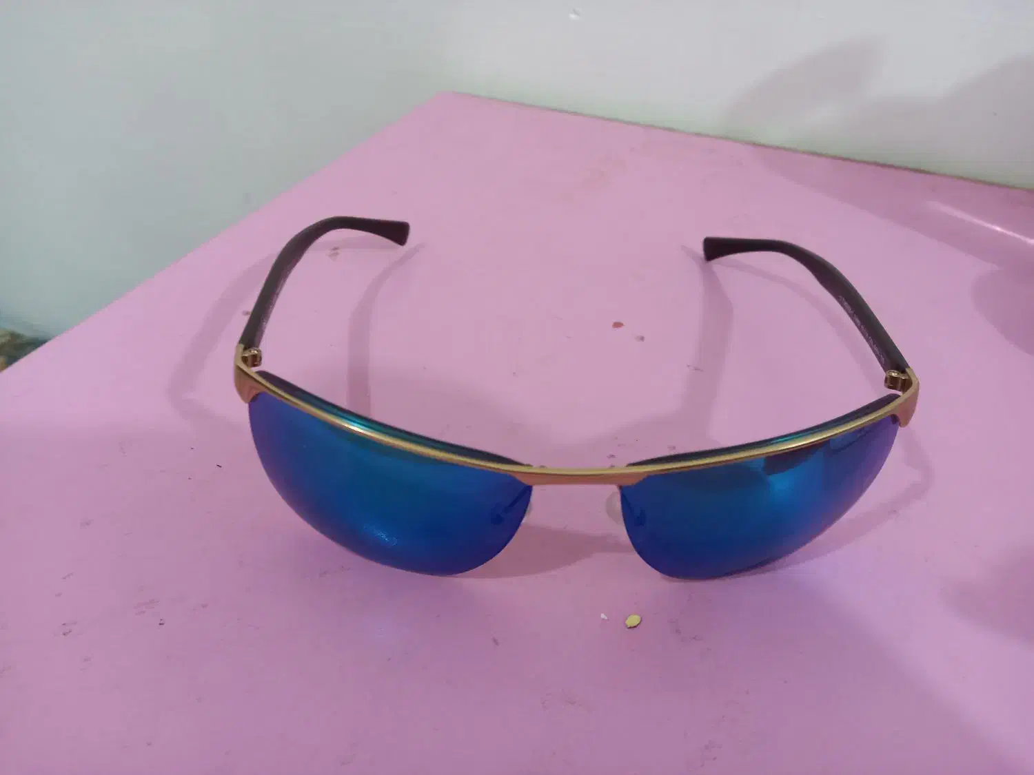 عینک پلیس|بدلیجات|اهواز, پادادشهر|دیوار