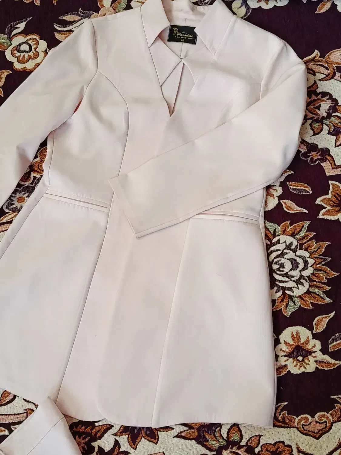 لباس|لباس|اهر, |دیوار