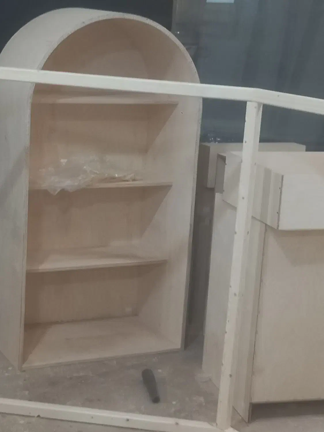 همکار نیمه ماهر جهت نقاشی چوب|استخدام هنری و رسانه|لنگرود, |دیوار