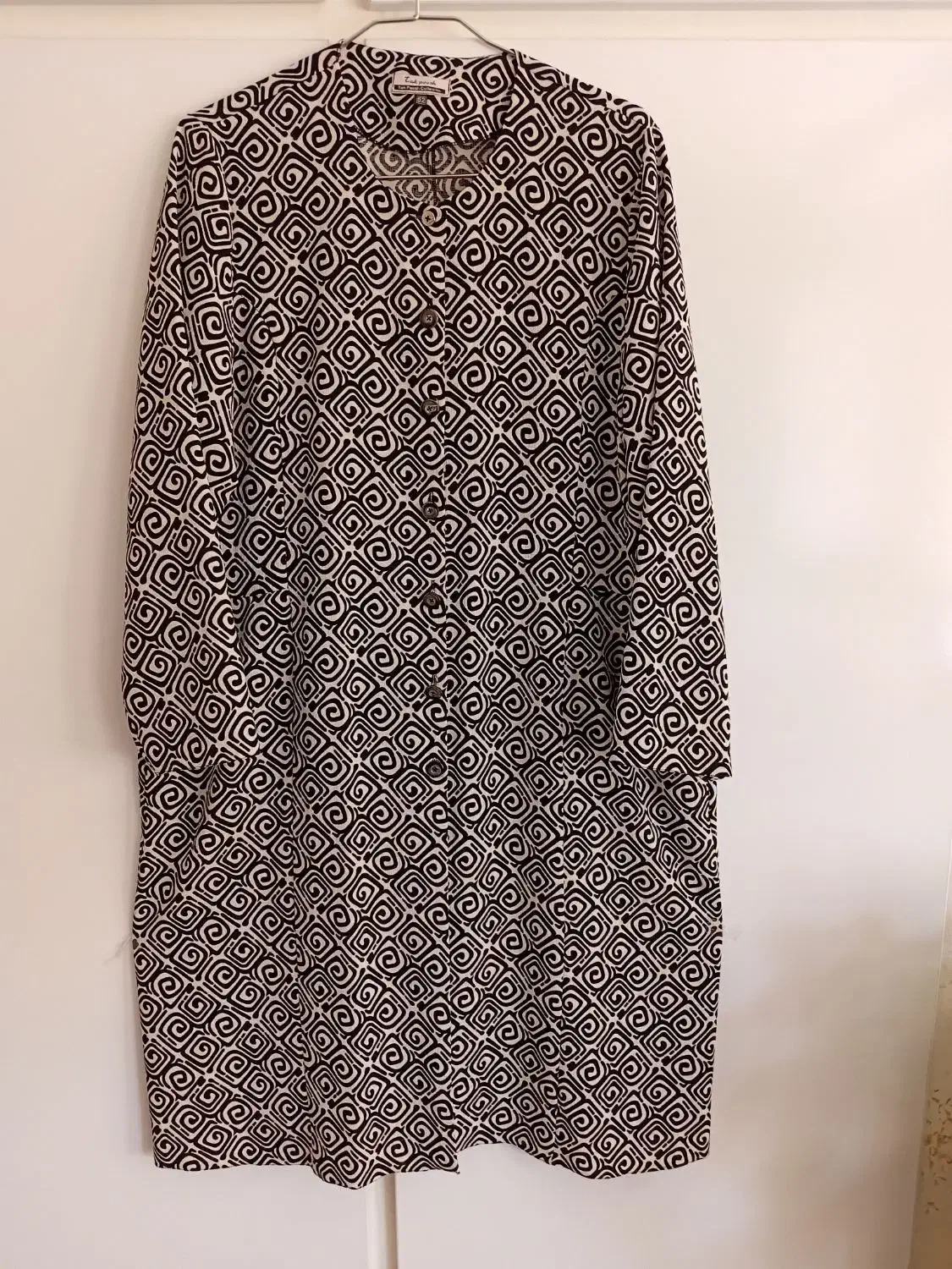 مانتو دوتا سایز ۵۴ وسایز ۱|لباس|شیراز, جوادیه|دیوار