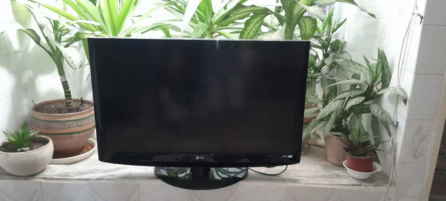 تلویزیون|تلویزیون و پروژکتور|ملایر, |دیوار