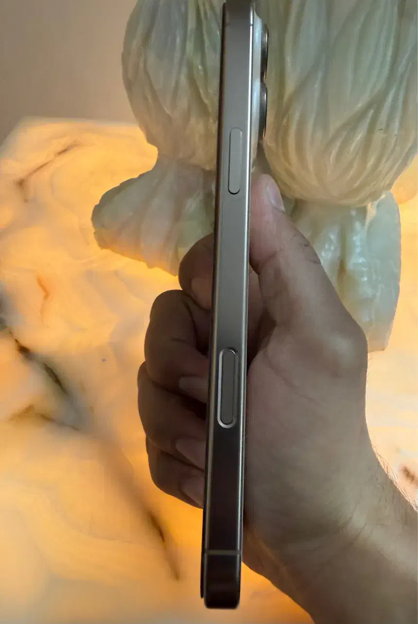 Iphone 16 poro max|موبایل|شیراز, سفیرشمالی|دیوار