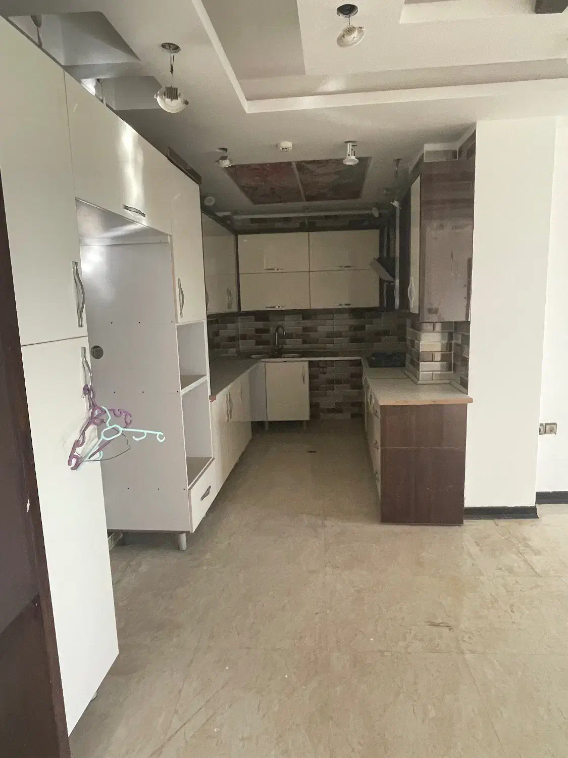 اپارتمان۱۰۰ متری دوخواب|اجارهٔ آپارتمان|اهواز, نادری|دیوار