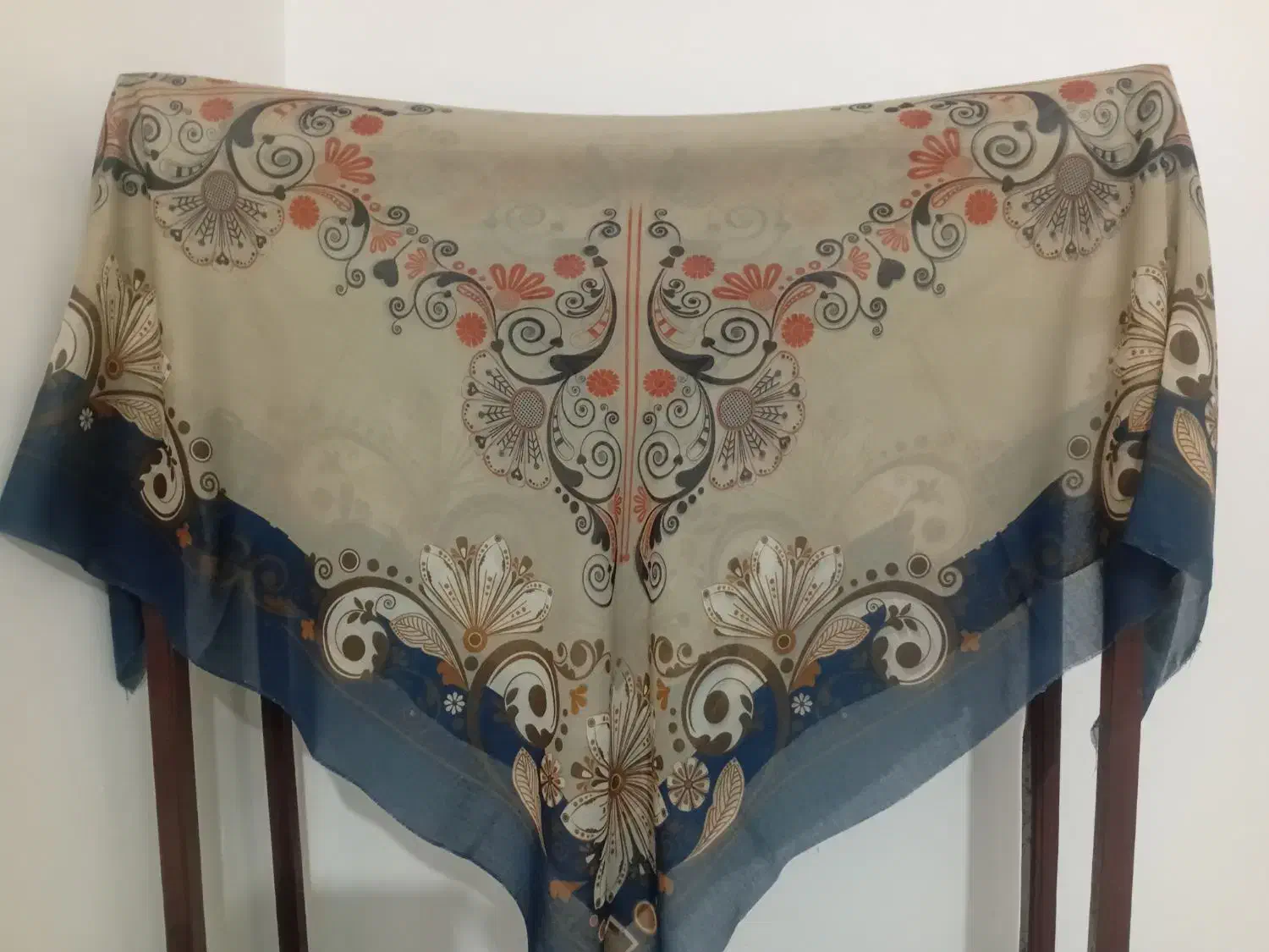 حراج ویژه انواع روسری +چارقد|لباس|بندر ترکمن, |دیوار