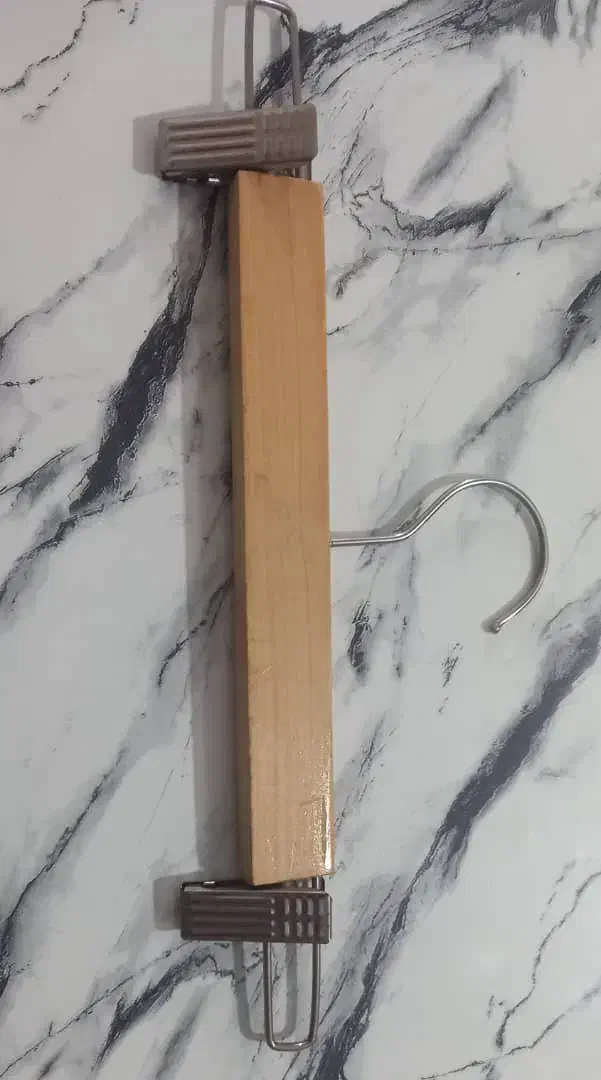 رخت آویز فلزی و چوبی|بندرخت و رخت‌آویز|شاهین‌شهر, حافظ شمالی|دیوار