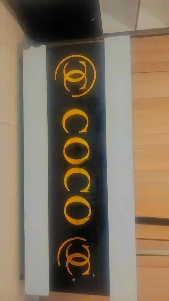 فروش ویترین و رگال ام دی اف و هایگلاس|فروشگاه و مغازه|لنجان, |دیوار