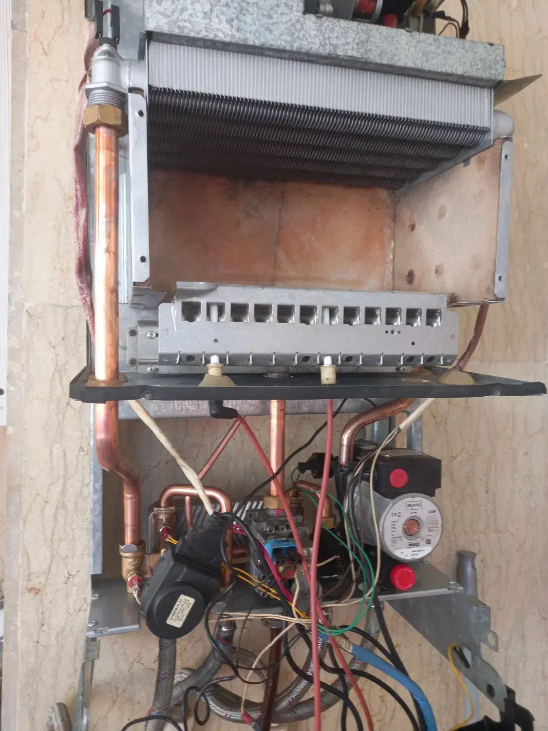 فروش پکیج دیواری ایران رادیاتور|آبگرمکن، پکیج، شوفاژ|اسلامشهر, شهرک مصطفی خمینی|دیوار