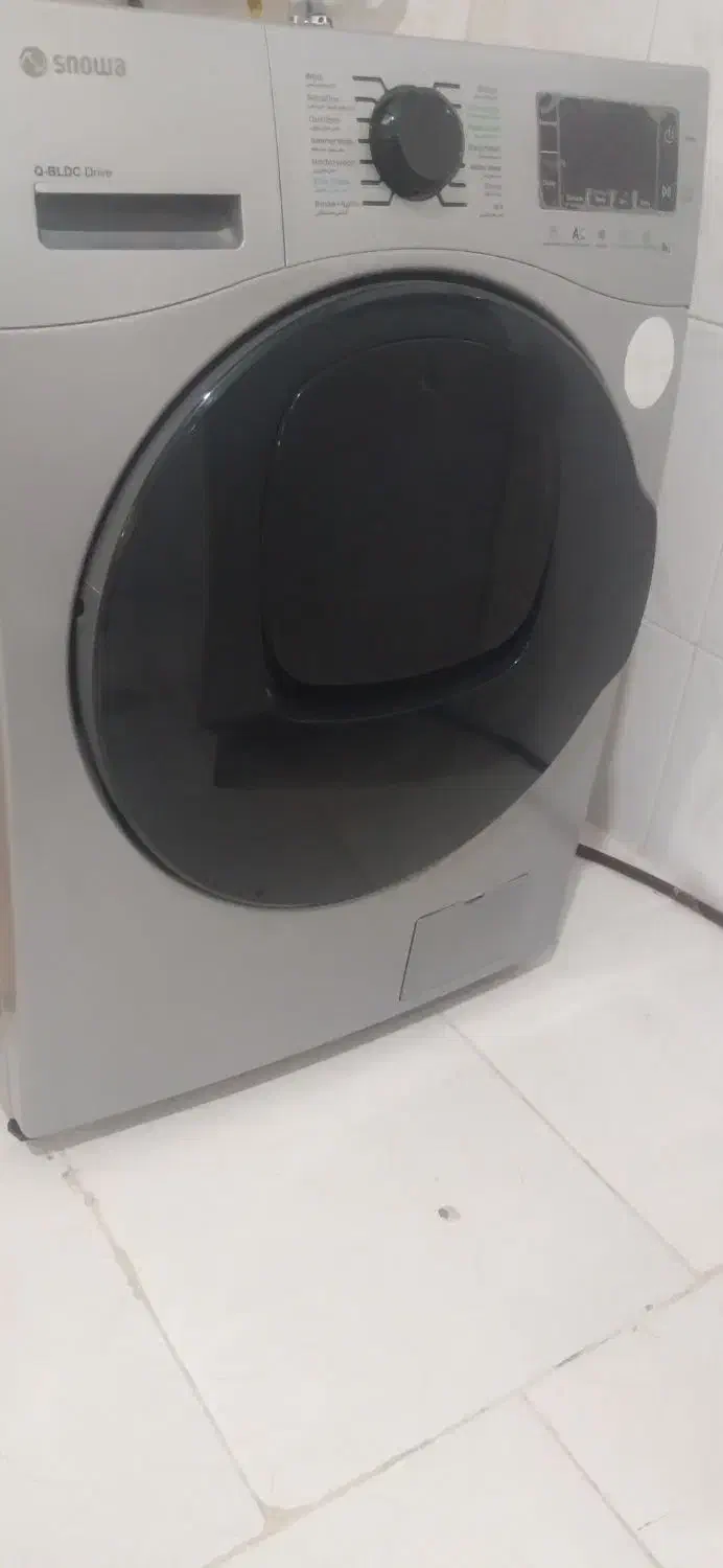 ماشین لباس شویی اسنوا|ماشین لباسشویی و خشک‌کن لباس|آزادشهر, |دیوار