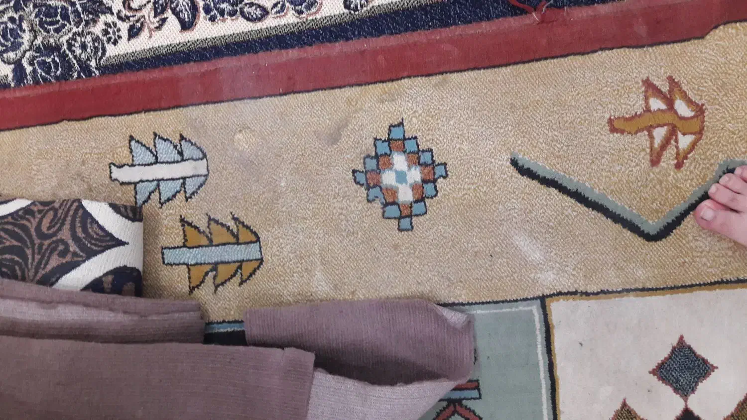 فرش|فرش|اهواز, کوی مهدیس|دیوار