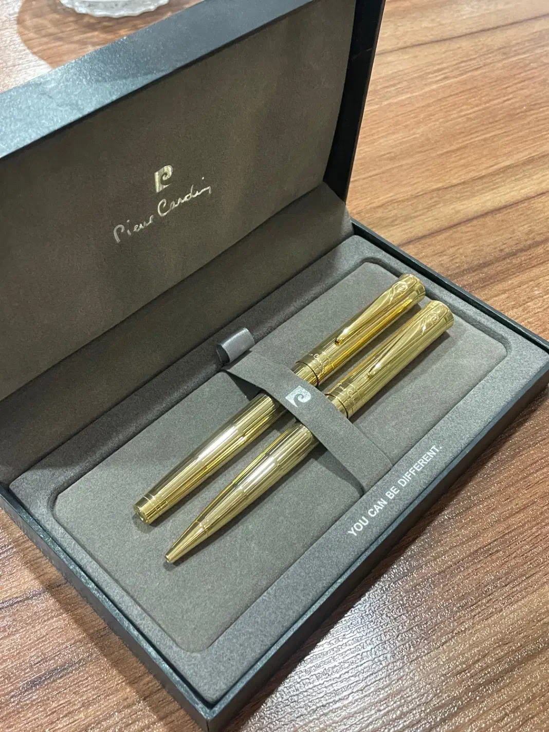 ست خودنویس و خودکار پیرکاردین آکبند|لوازم التحریر|کرج, عظیمیه|دیوار