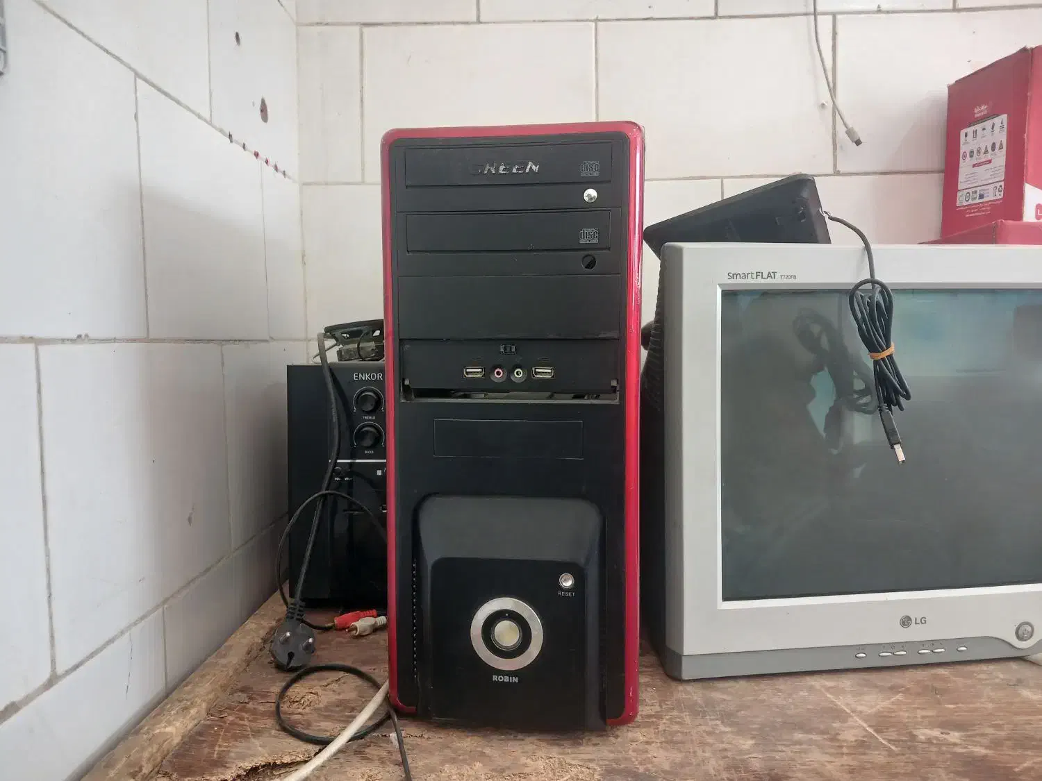 کامپیوتر|رایانه رومیزی|میناب, |دیوار