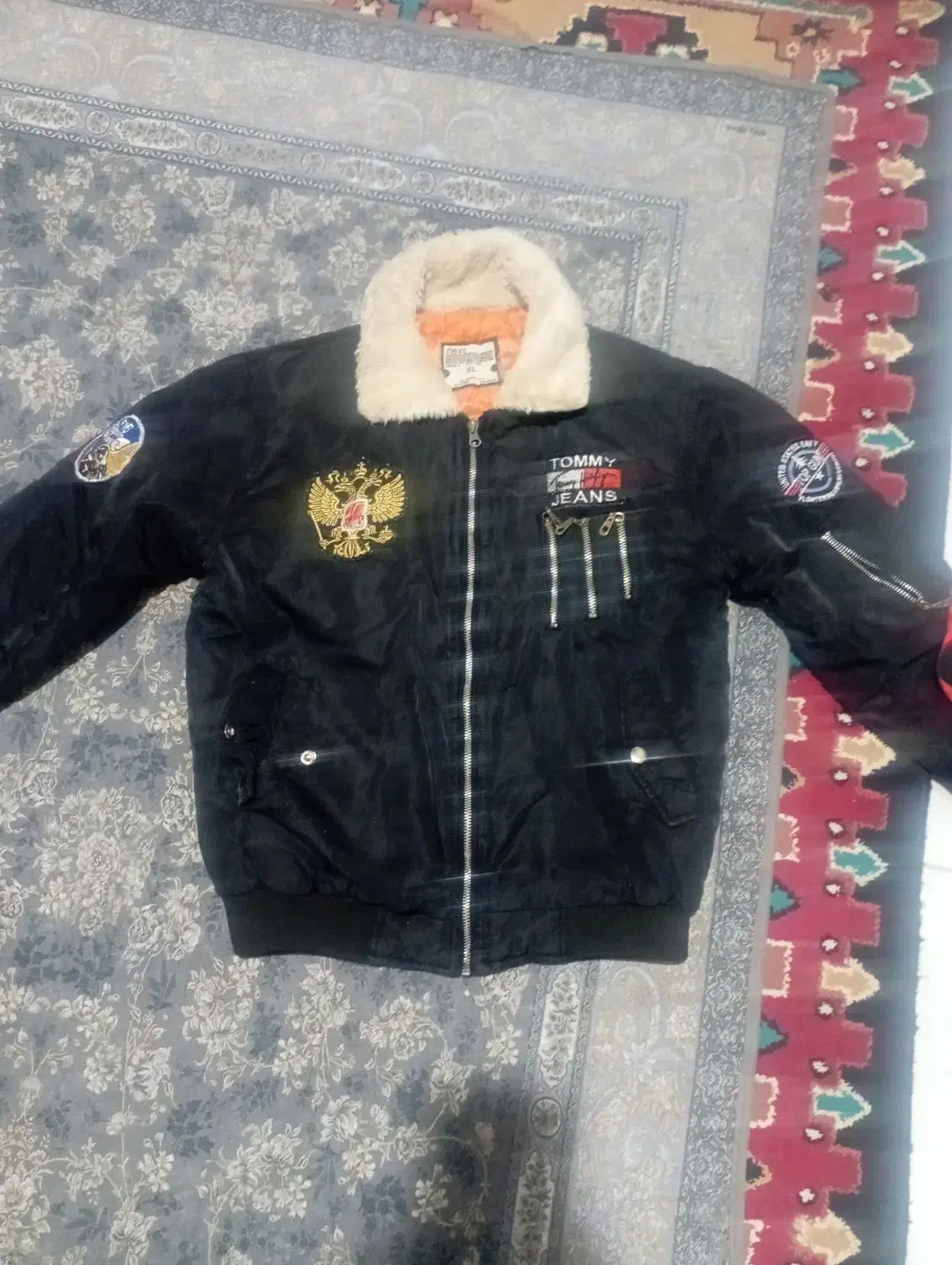 کاپشن خلبانی|لباس|بیجار, |دیوار