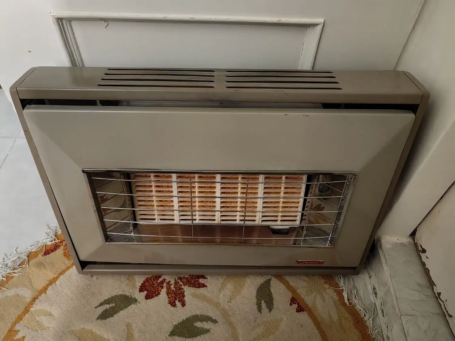 بخاری دیواری آبسال|بخاری، هیتر، شومینه|اصفهان, سرچشمه|دیوار