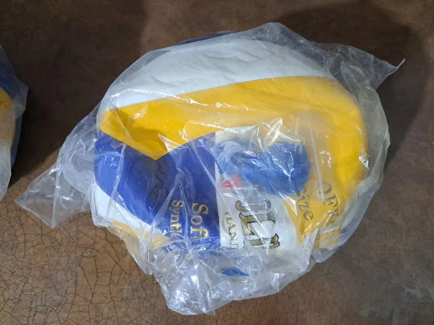 توپ والیبال gold cup|ورزشهای توپی|سنندج, |دیوار