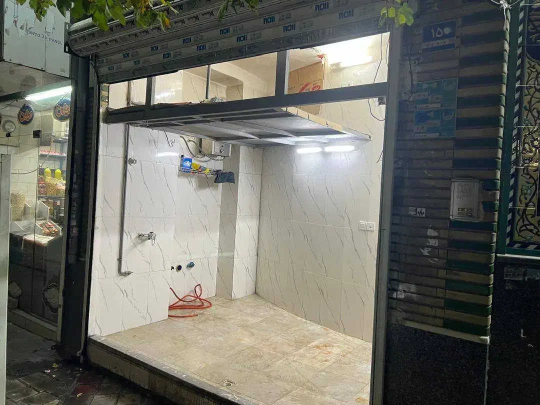 مغازه نقلی ۱۰ متری بر خیابان اصلی دشت آزادگان|اجارهٔ مغازه و غرفه|تهران, جوادیه|دیوار