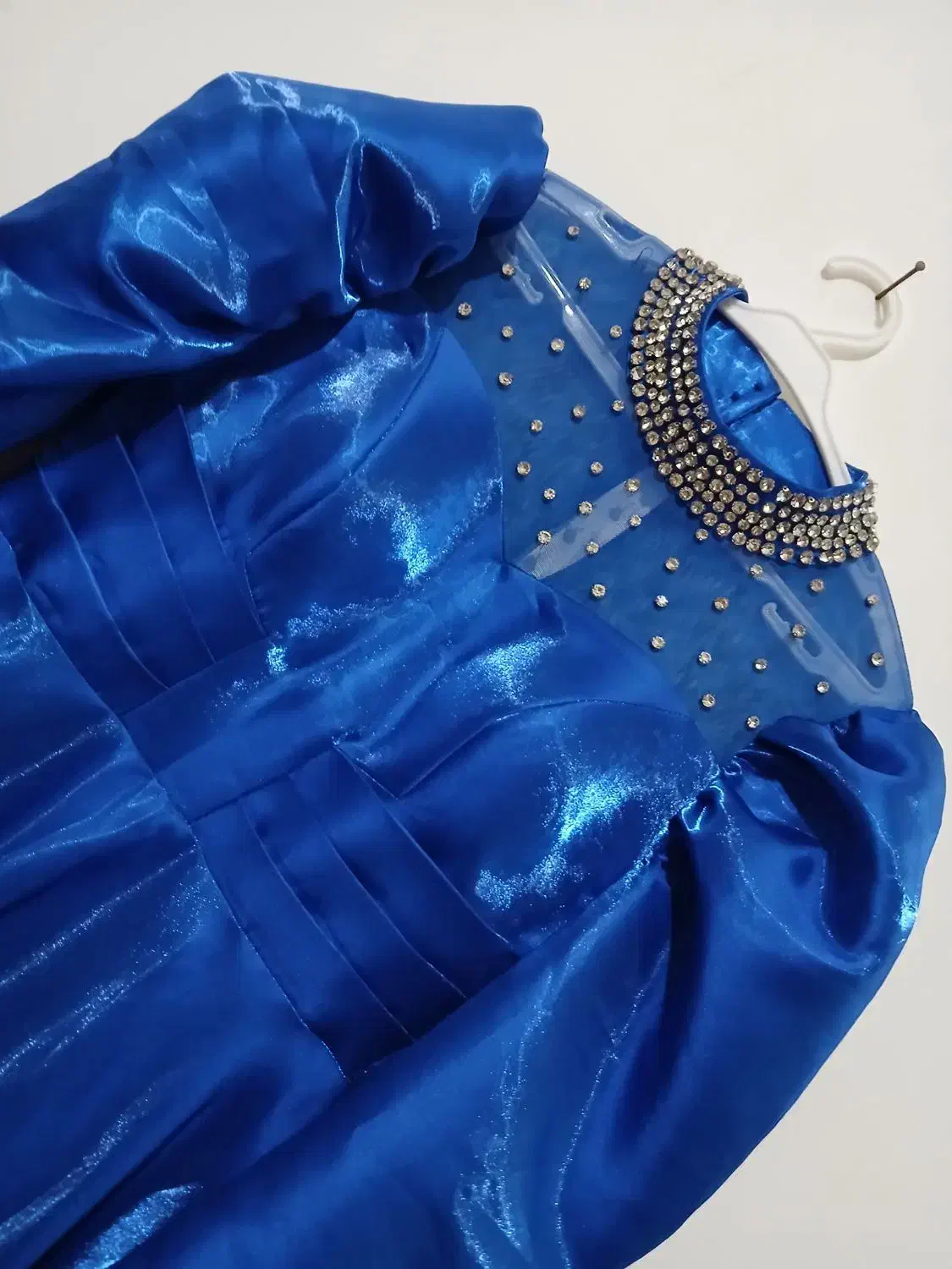 لباس مجلسی . پوشیده . آبی کاربنی . بلند|لباس|آوج, |دیوار