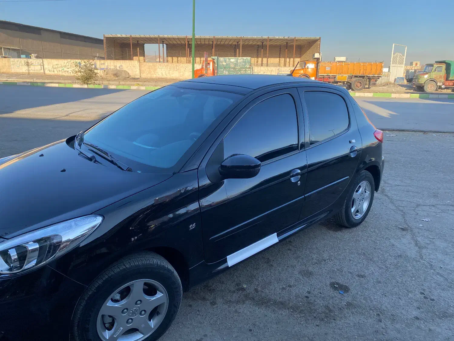 پژو ۲۰۷|خودرو سواری و وانت|کرمانشاه, |دیوار