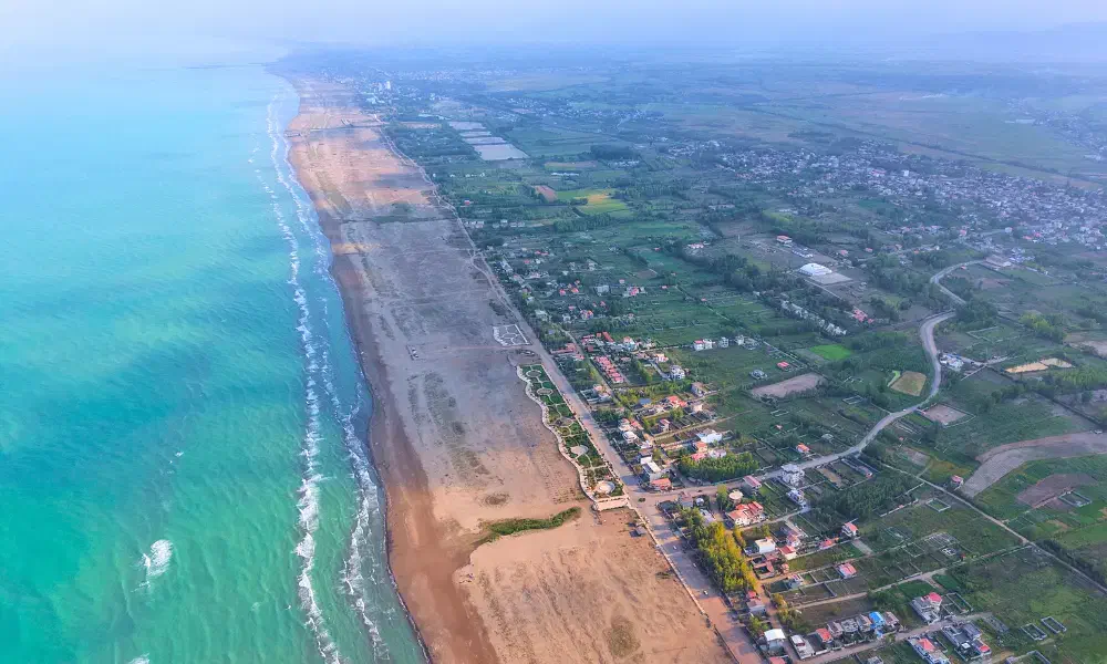 زمین ساحلی نزدیک ساخت و ساز 20 قدم تا لب آب|فروش زمین و ملک کلنگی|رشت, پارک شهر|دیوار