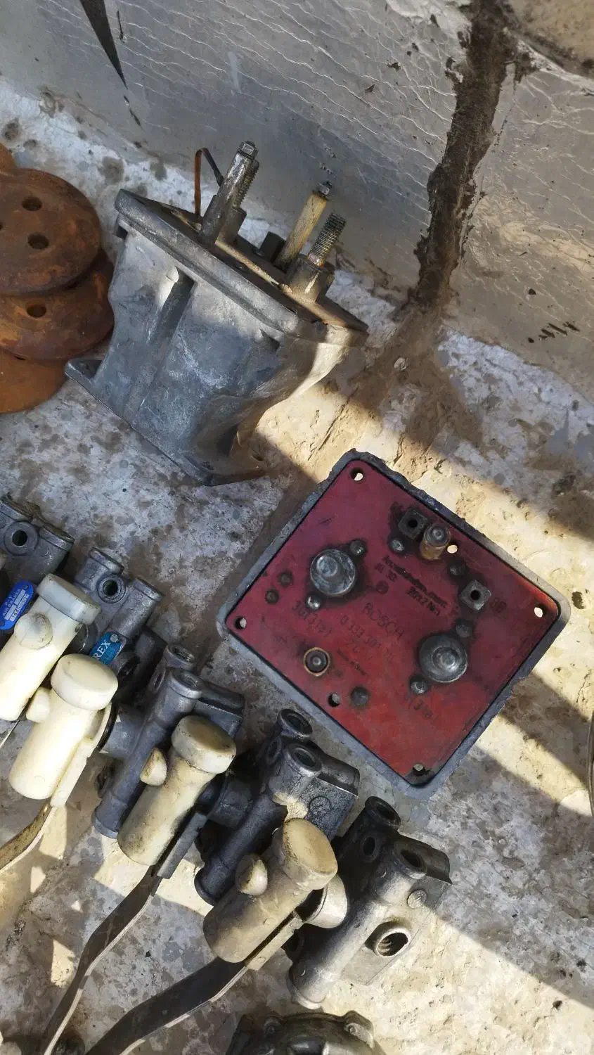 وسایل اتوبوس 457|قطعات یدکی و لوازم جانبی|فردیس, منظریه|دیوار