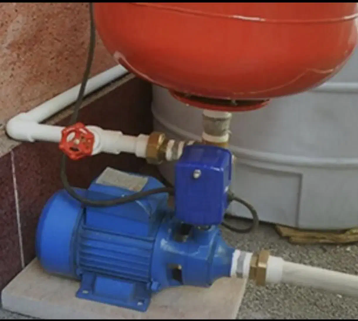 لوله کشی و نصب تعمیر پمپ آب آبگرمکن شیرآلات و غیره|خدمات پیشه و مهارت|چابهار, |دیوار