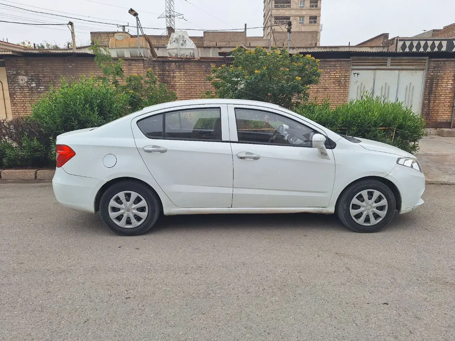 برلیانس ۲۳۰ مدل ۹۶  خانگی|خودرو سواری و وانت|اهواز, گلستان|دیوار