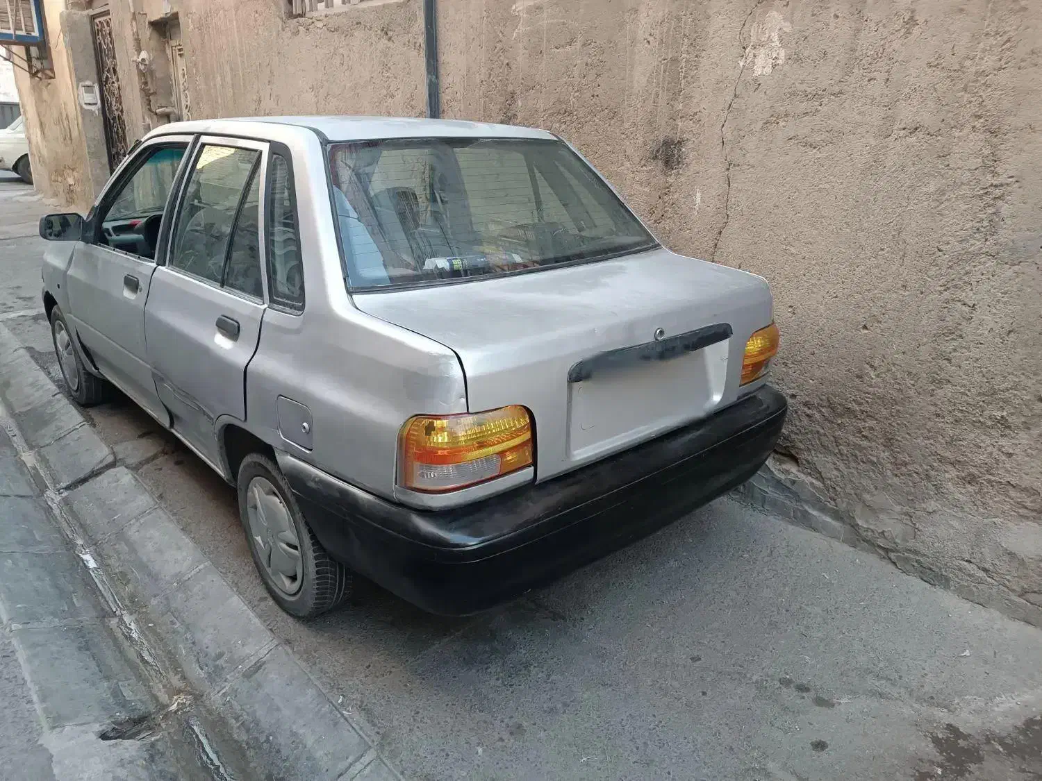 پراید مدل 80 مناسب برای اسقاط روشن حرکت|خودرو سواری و وانت|تهران, شهرک طالقانی|دیوار